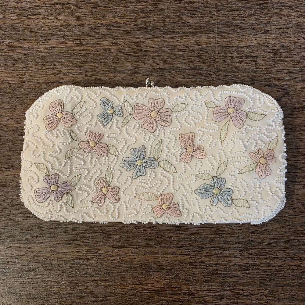Vintage Richere Beaded Clutch with Floral Design